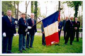 Drapeau et garde CFMN